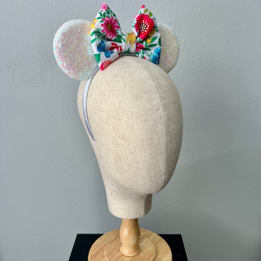Iridescent White Sequin Flower & Garden Minnie Ears | Disney-Inspired Mouse Ears - Picture 4 of 5
